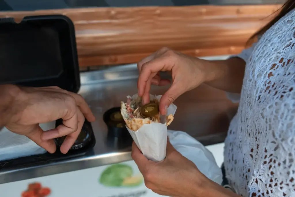 de lekkerste foodtruckgerechten van het moment een culinaire trend
